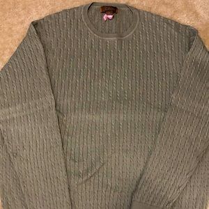 XL Tasso Elba crewneck sweater. In light olive green.